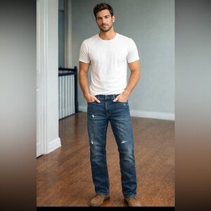 AEROPOSTALE Essex Straight Leg Distressed Jeans — Size 30x32